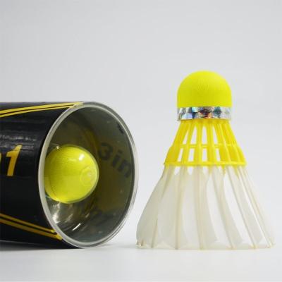 China Professionelle Outdoor-Badminton Shuttlecock Erste Klasse Enten Feder Badminton Shuttlecock zu verkaufen