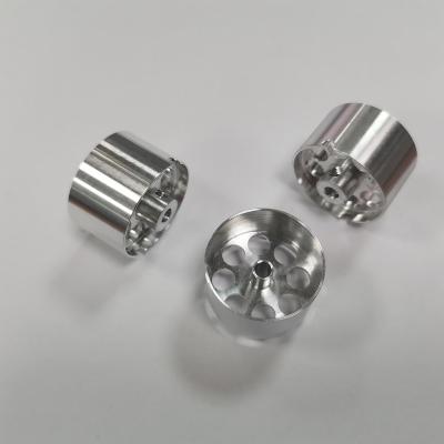 China Precision 0.005mm Small Auto Aluminum Hubs For 21mm X 13mm Axle 3mm 7075 Aluminum Alloy CNC Turning Toy Wheel Parts for sale