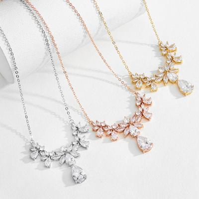 China FASHIONABLE Zircon Bridal Necklace Dainty Collares De Diamante CZ Crystal Floral Statement Wedding Jewelery For Bridesmaid Women for sale