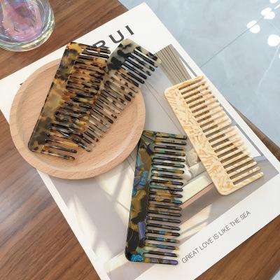 China LOGO 4mm Thickness Home Custom Acetate Comb Wide Tooth Hair Comb Cellulose Acetate Comb For Lady for sale