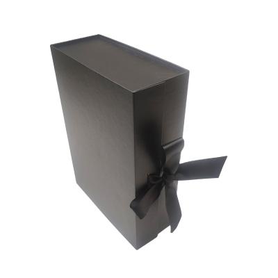 China Handmade Hot Sale Luxury Black Folding Gift Box With Magnet And Silk Ribbon Bowknot For Gift Set Packing for sale