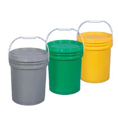 China Durable Lightweight Round Plastic Bucket With Lid Color Customization for sale