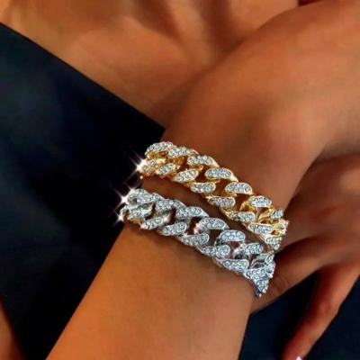 China Hiphop PKB52 Cheap Price Full Body 18K Gold Plated Luxury Women's Gold Cubanlink Bracelets Manufacturer From China for sale