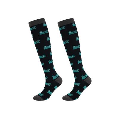 China Breathable Professional Made Multi-pattern Set Soft And Breathable Compression Socks Sports Socks for sale