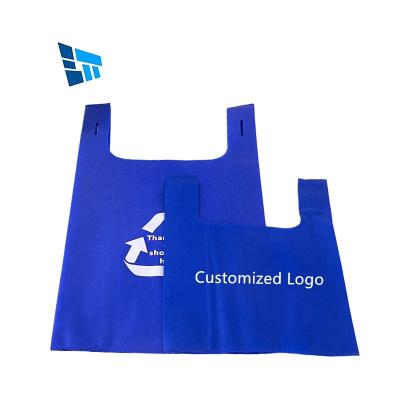 China Recycled Handled Nonwoven PP T-shirt Shopping Bag Customize T-shirt Packaging Plastic Biodegradable Plastic Bag T-shirt Packaging Bags for sale