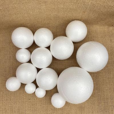 China EPS Hebei huiya EPS foam ball, spherical shape EPS foam for wedding flowers decoration for sale