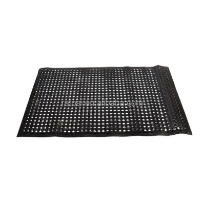 China Farms anti slip rubber mat for semen collection, pig farm tool non slip rubber mat for pig aritificial insemination for sale