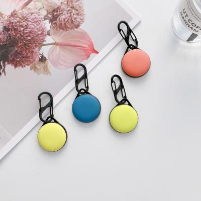 China Hot Selling Anti-fall Creative Fade Sensor Thermal Case With Hook For Airtag Fashion Trackor Locator Anti-lost Device Airtag Cover for sale