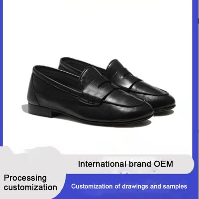 Cina British Casual Leather Wholesale Business Scarpe Formali Comode Morbide Nere Slip On Loafers in vendita