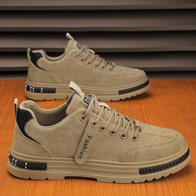 Chine Chaussures décontractées pour hommes Chaussures de sport pour hommes Chaussures de planche polyvalentes Chaussures décontractées à la mode à vendre