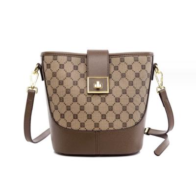 China Frauen Handtasche Schultertasche Reißverschluss Crossbody Tasche Große Kapazität Eimer Schultertasche zu verkaufen