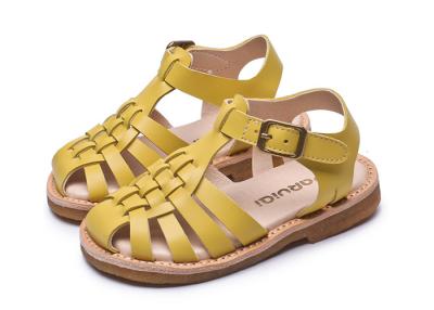 China Nicht handgemachte weiche Sommer-Sandalen Beleg Outsole zu verkaufen