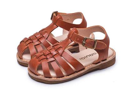 China Rindleder-Futter-Kleinkind-Jungen-Leder-Sandalen zu verkaufen