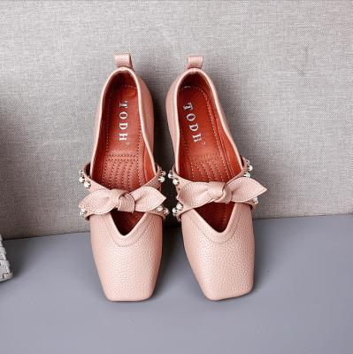 China New women's slip-on shoes party lady's shoes single lady's heads bow ties flat shoes for sale