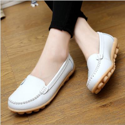 China Good quality women's slip-on shoes with low heel and shallow women's fancy lady mouth flats shoes for sale