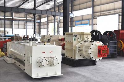 China Stahlgestaltungscasting großer Vakuumextruder-Clay Brick Extrusion Machine Carbons zu verkaufen