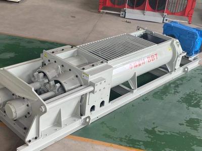 China Automatisierter roter Backstein, der Maschine 30 - 40m ³ /H Kapazität horizontaler Schaufelmischer herstellt zu verkaufen