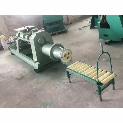 China Logo Vacuum Mud Pug Mill personalizado Clay Extruder Machine For Making Mini Brick Floor Tile cerâmico à venda