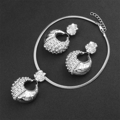 China Good Quality Nigerian Luxury Tennis Personalized Necklace And Hoop Earrings Jewelry Display Set From Yueming Good Quality Set for sale