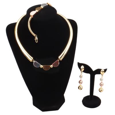 China High Quality Yueming Jewelry New Popular Women Jewelry Set Round Pendant Necklace Set Fashion Jewelry Set for sale