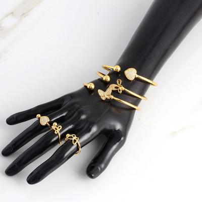 China Yueming Jewelry CLASSIC Saudi Arabia Hollow Out Women's Accessories Fashion Jewelry 2021 Earrings Vintage for sale