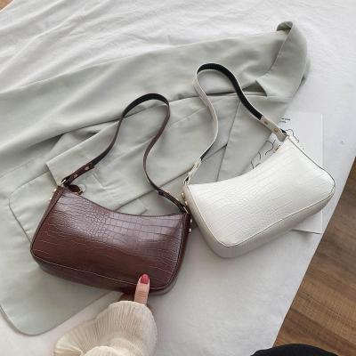 China 2021 Hot Wholesale Fashionable Sealling Unique Fashionable Small Handbags For Women for sale