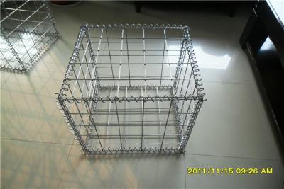 China PVC-gecoate gegalvaniseerde gelaste gabion doos voor tuinbouw Te koop