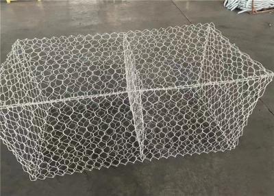 China 100x80mm galvanisiertes sechsseitiges Hühnerdrahtnetz Metalldrahtnetz Gabion 2x1x1m Box Mesh zu verkaufen