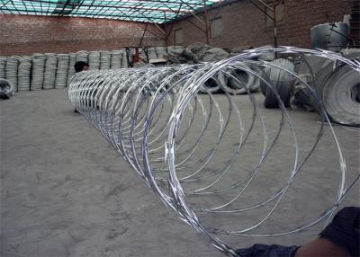 China Factory Supply Galvanized Concertina Wire And Razor Barbed Wire For Fence for sale