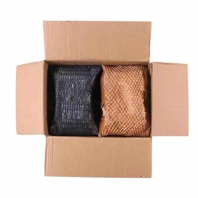 China Wrapping Roll Cushioning Bubble Honeycomb Kraft Paper Roll for sale