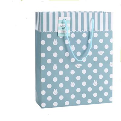 China Glossy Printed Lamination Clothing Recyclable High Quality Printed Packaging Paper Bag for sale