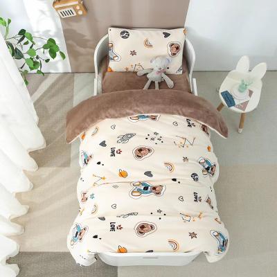 China Baby Crib Baby Bedding Set Anti Static Customized Luxury for sale