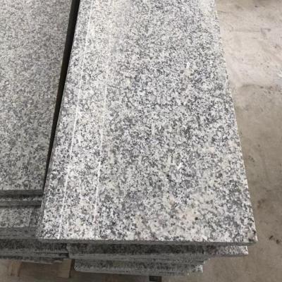 China Modern Cheapest Porcelain Granite Cobblestone Wall Tiles Flooring Granite Tiles For Exterior for sale