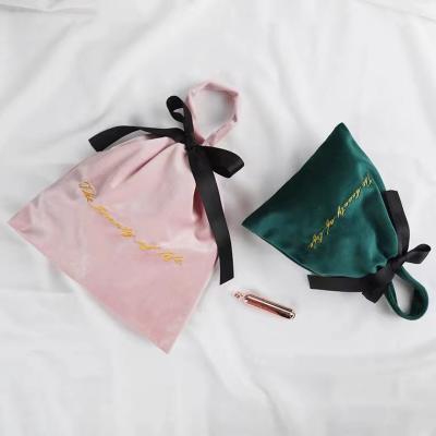 China Custom High Quality Recyclable Velvet Gift Packaging Bag With Logo Printed Soft Velvet Drawstring Bags Jewelry Pouch for sale