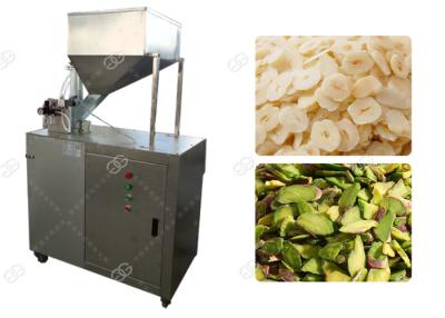 China Máquina industrial del cortador de la nuez de pistacho, cortadora seca de la rebanada de la fruta de la avellana en venta