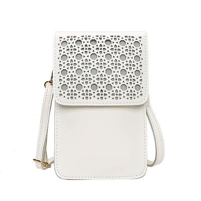 China 2022 new large screen diagonal cross purse handbag supplier layer one leather hollow bigrille shoulder for sale