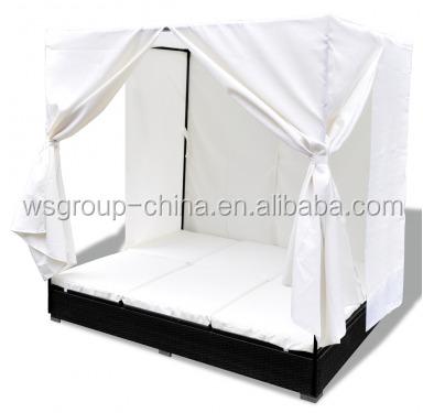 China Modern Outdoor Furniture Luxury Black Rattan Sun Bed / Island 2 People With Curtain for sale