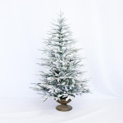 China Prelit Mini Artificial Tabletop Snowy PE Outdoor Christmas Tree With Resin Base for sale