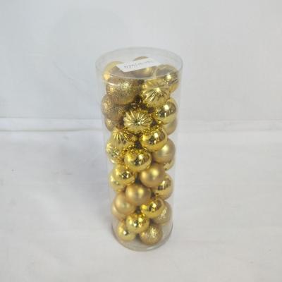 China 2020 Wholesale New Fashionable and Fireproof Gold Christmas Ball Ornaments for sale