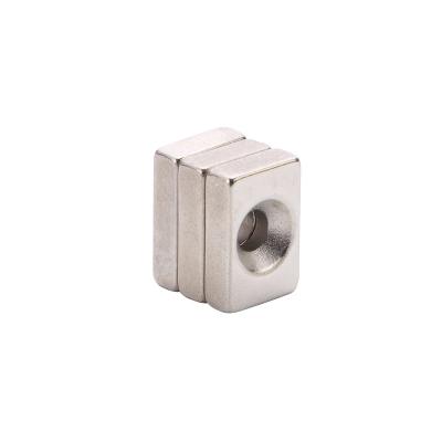 China Super Strong High Quality Block Hole Magnet Heavy Duty Industrial NdFeB Magnet With Counter Hole for sale