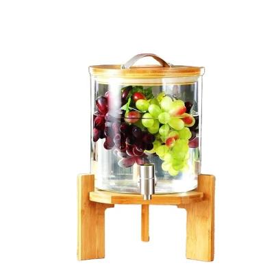 China High Quality Viable Clear Borosilicate Glass Beverage Dispenser Juice Jar With Wooden Lid And Wooden Stand for sale