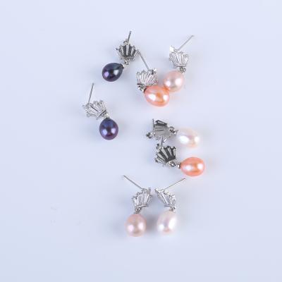 China 2021 Fashionable and Beautiful Fashionable and Beautiful Silver Plated Natural Freshwater Pearl Ellipse Ladies Earrings for sale