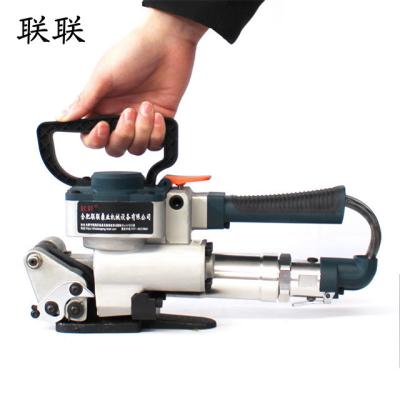 Chine Machine de fixation manuelle de boîtes de 13 à 19 mm avec fonctionnement manuel sous pression d'air à vendre