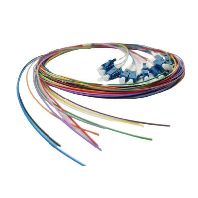 China 12 núcleos FTTH Fibra óptica LC UPC LZH/PVC Pigtail 0,9 mm Diámetro TDM 900 2 Modo único en venta