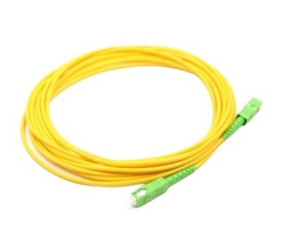 China FTTX SC APC G657A2 G652D Cordón de parche impermeable de fibra óptica simple/duplex con un conductor en venta