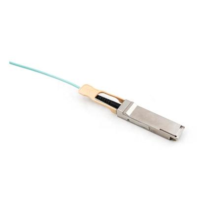 China Cable de fibra óptica de 100 Gbps QSFP28 AOC para transferencia de datos rápida y segura en venta