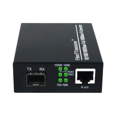 China 10/100M RJ45 SC Connector Optical Media Converter 1310nm 1550nm 20km FTTX Fiber Optic for sale