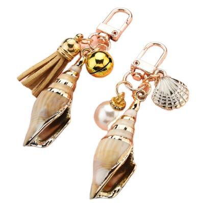 China Promotional Gift Creative Conch Pearl Shell Tassel Lady Bag Key Chain Pendant Clothes Hanging Seaside Souvenir Small Gift for sale