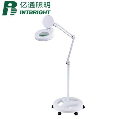 China Factory Wholesale Cool White PC+ABC+GLASS Magnifying Glass With Swing Arm Beauty Salon Skin Care Equipment LED Light Personal Magnifying Lamp for sale