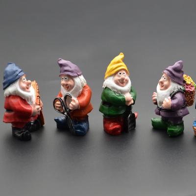 China Wholesale Europe Amazon Amazon Hot Selling Mini Room Figurine Set Resin Garden Gnome Fairy Decorations for sale